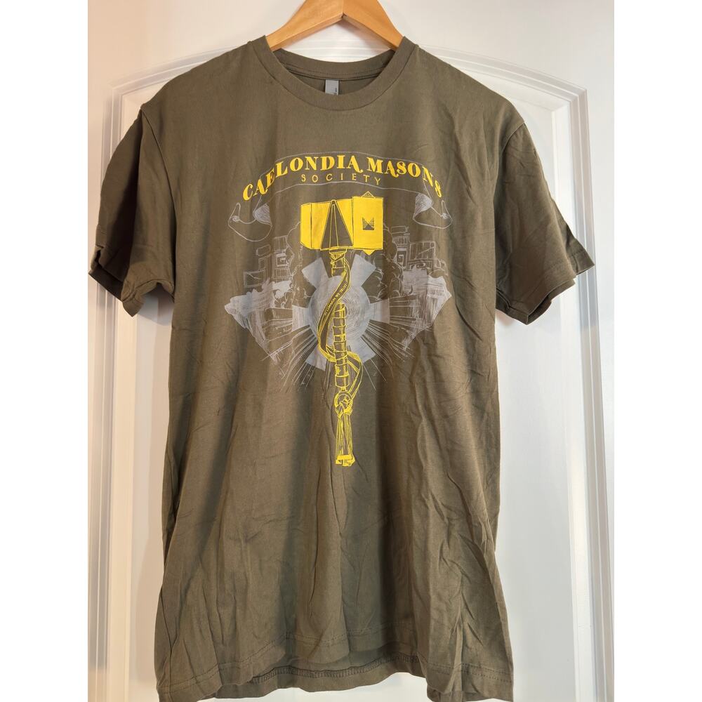 Caelondia Masons Society T-Shirt - Medium